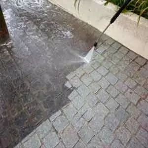 Limpeza e Higienização de Caixas d'águas e Lavagem de piscina em Brumadinho